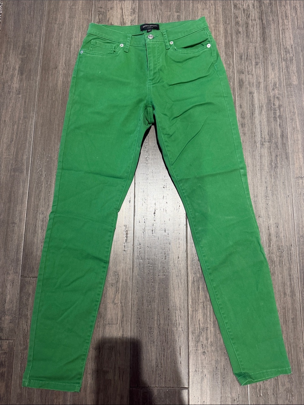 Banana Republic Skinny Jeans in Kelly Green